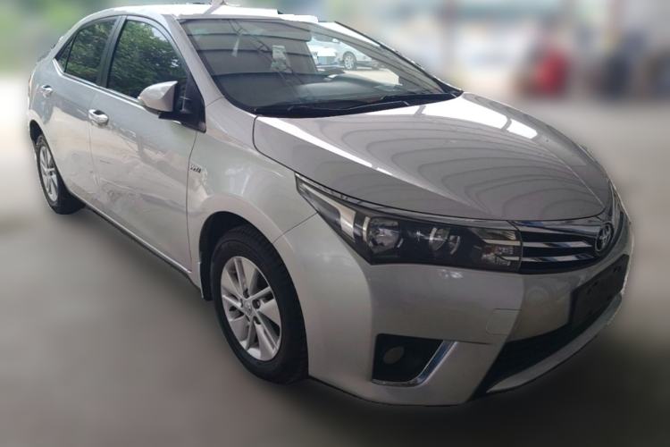 Used Toyota Corolla 2014 1.6L CVT GL Front Right 45 Deg