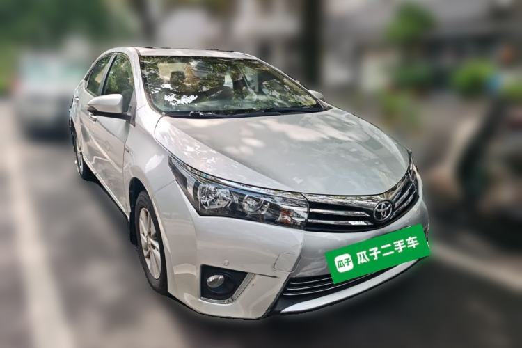 Used Toyota Corolla 2014 1.6L CVT GL-i Front Right 45 Deg