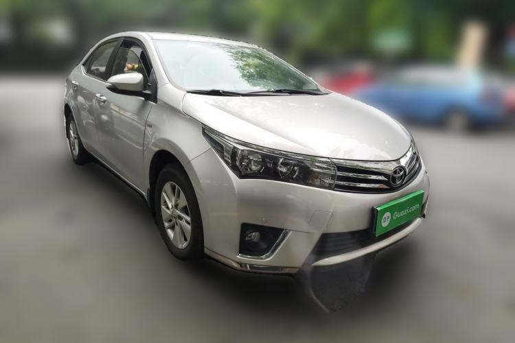 Used Toyota Corolla 2014 1.6L Manual GL Front Right 45 Deg