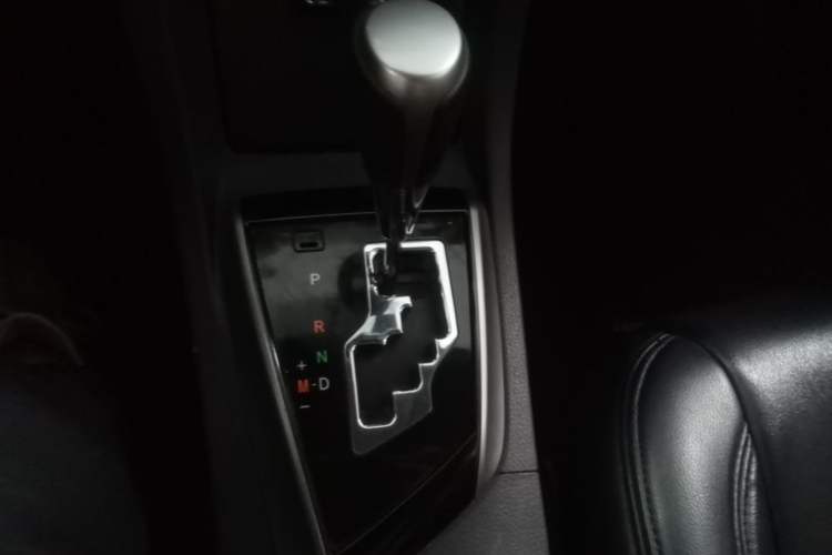 Used Toyota Corolla 2014 1.6L CVT GL Gear Lever