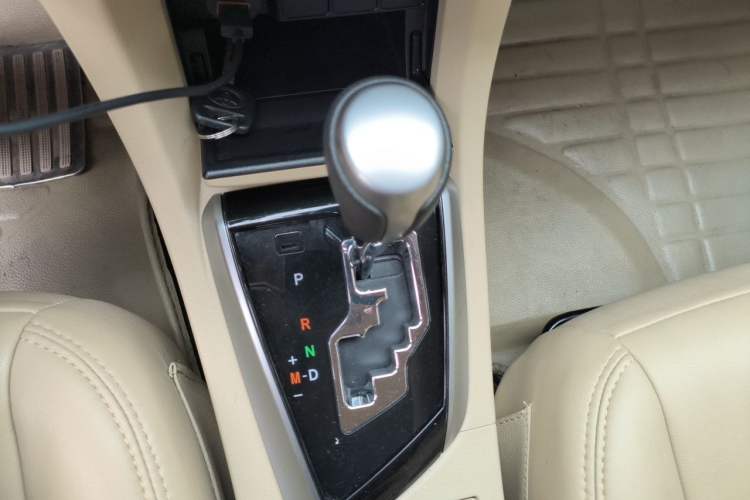 Used Toyota Corolla 2014 1.6L CVT GL Gear Lever