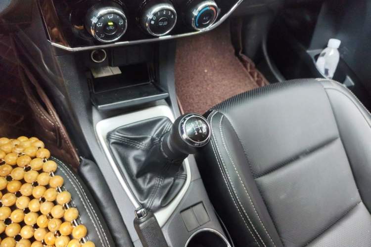 Used Toyota Corolla 2014 1.6L Manual GL Gear Lever