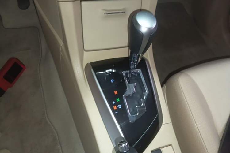 Used Toyota Corolla 2014 1.6L CVT GL Gear Lever