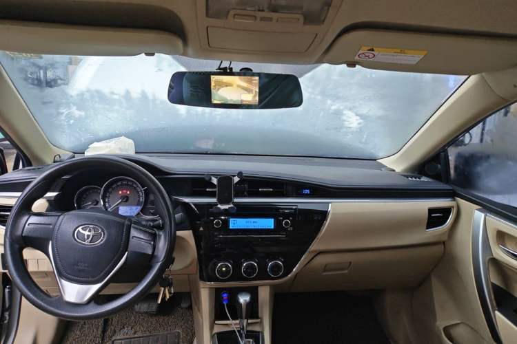 Used Toyota Corolla 2014 1.6L CVT GL Headliner