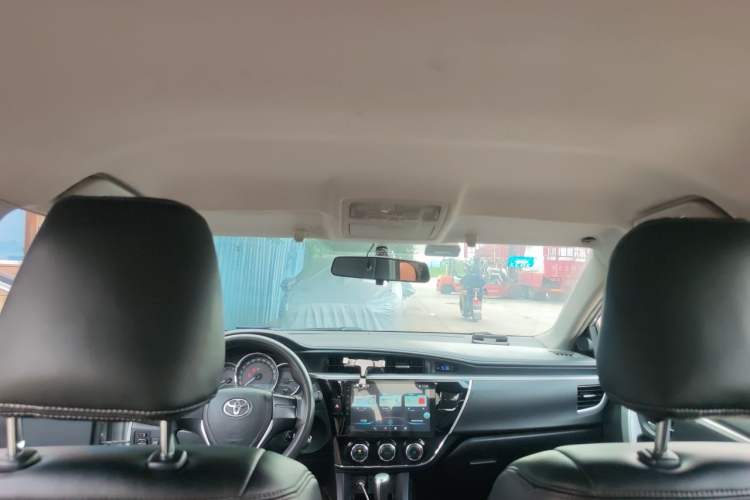Used Toyota Corolla 2014 1.6L CVT GL Headliner