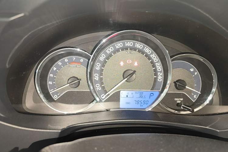 Used Toyota Corolla 2014 1.6L CVT GL Instrument Cluster