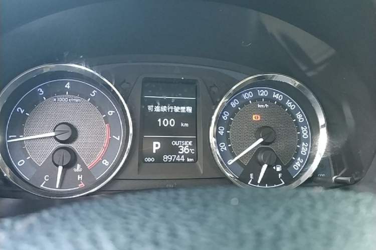 Used Toyota Corolla 2014 1.6L CVT GL-i Instrument Cluster