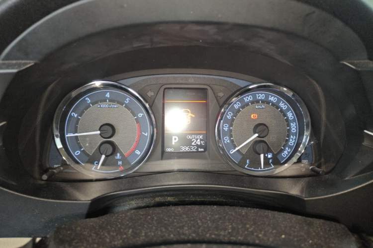 Used Toyota Corolla 2014 1.6L CVT GL-i Instrument Cluster