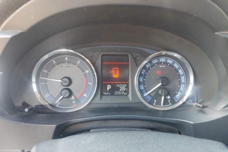 Used Toyota Corolla 2014 1.6L CVT GL-i Leather Edition Instrument Cluster