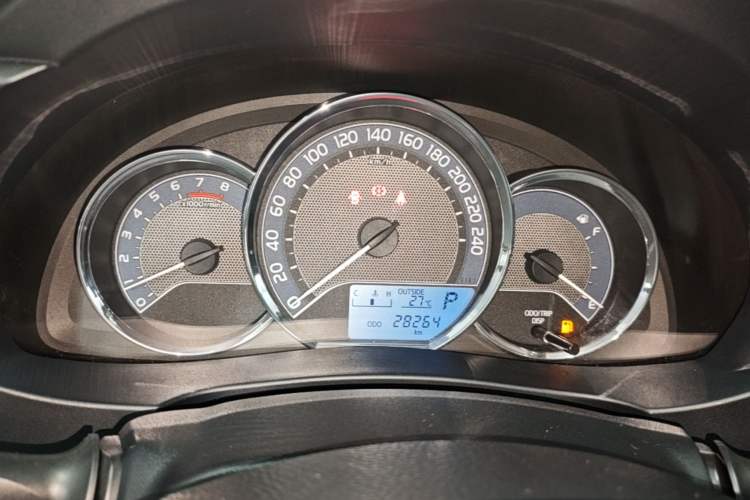 Used Toyota Corolla 2014 1.6L CVT GL Instrument Cluster