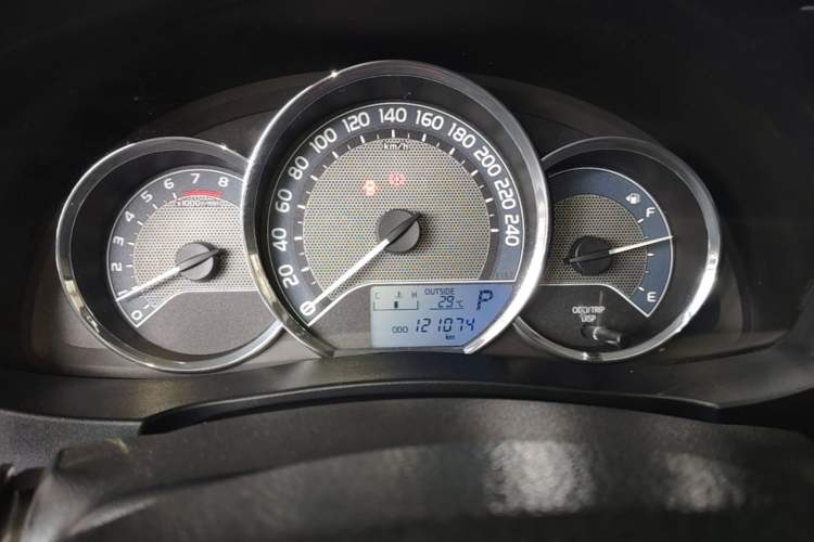 Used Toyota Corolla 2014 1.6L CVT GL Instrument Cluster