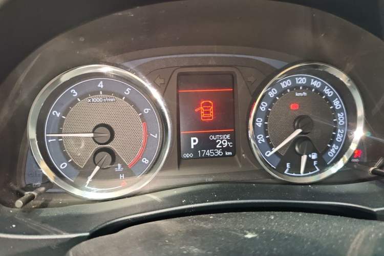 Used Toyota Corolla 2014 1.6L CVT GL-i Instrument Cluster