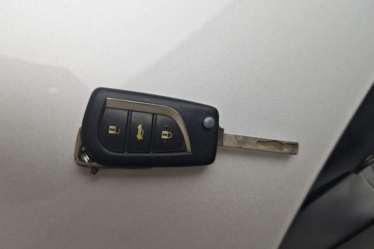 Used Toyota Corolla 2014 1.6L CVT GL Interior 1