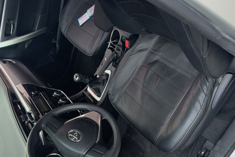 Used Toyota Corolla 2014 1.6L Manual GL Interior 2