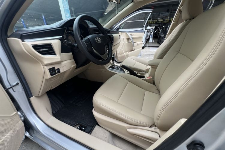 Used Toyota Corolla 2014 1.6L CVT GL Interior 3