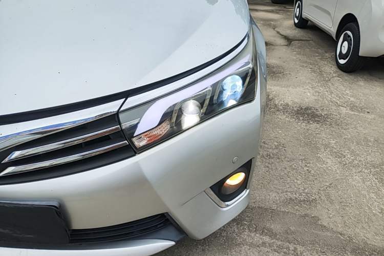 Used Toyota Corolla 2014 1.6L CVT GL Left Front Headlight