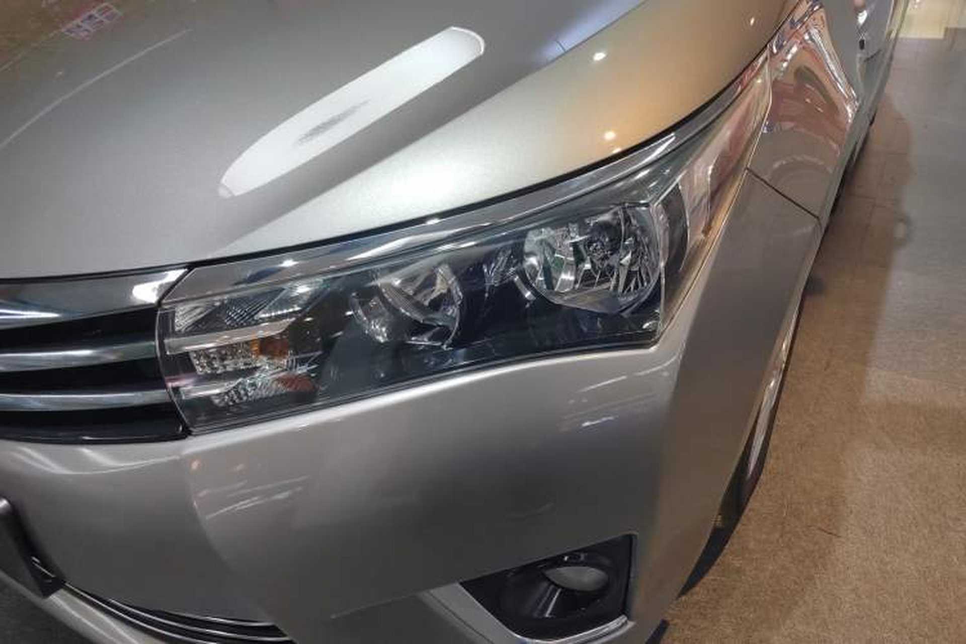 Used Toyota Corolla 2014 1.6L CVT GLX-i Left Front Headlight