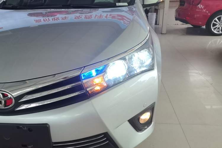 Used Toyota Corolla 2014 1.6L CVT GL-i Left Front Headlight