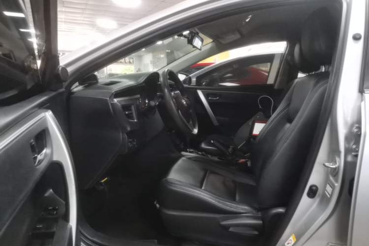 Used Toyota Corolla 2014 1.6L CVT GL Left Front Seat