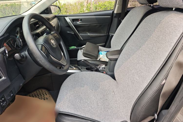 Used Toyota Corolla 2014 1.6L CVT GL-i Left Front Seat