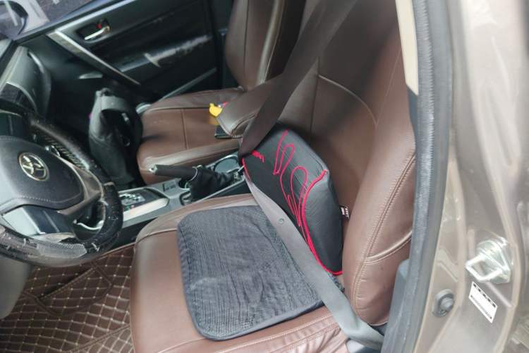 Used Toyota Corolla 2014 1.6L CVT GL-i Left Front Seat