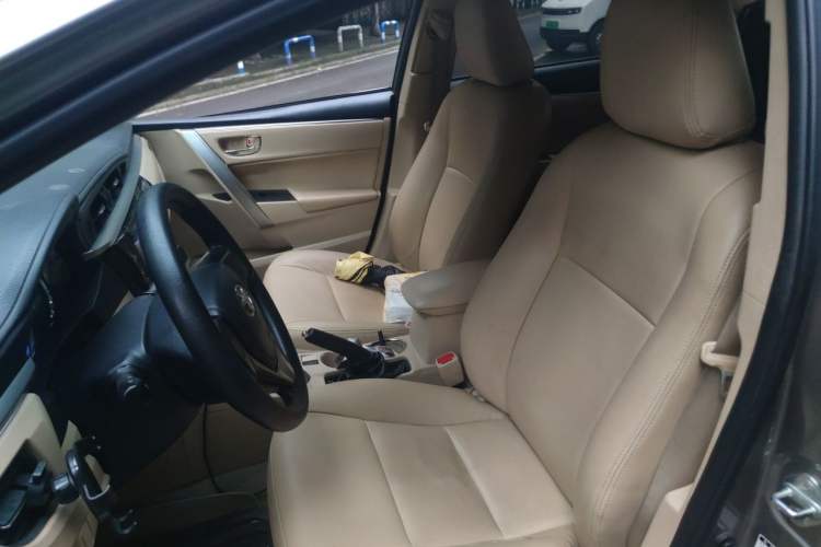 Used Toyota Corolla 2014 1.6L CVT GL Left Front Seat