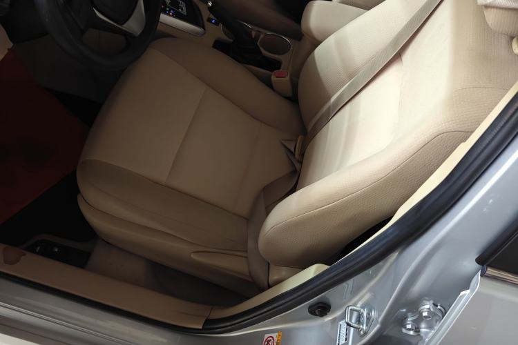 Used Toyota Corolla 2014 1.6L CVT GL Left Front Seat