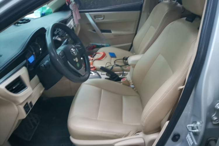 Used Toyota Corolla 2014 1.6L CVT GL Left Front Seat