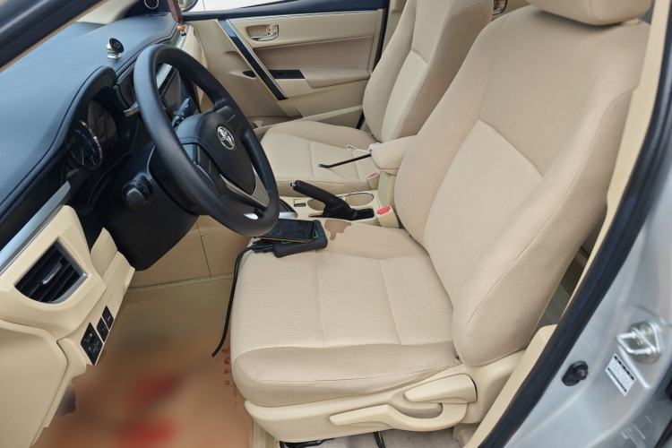 Used Toyota Corolla 2014 1.6L CVT GL-i Left Front Seat