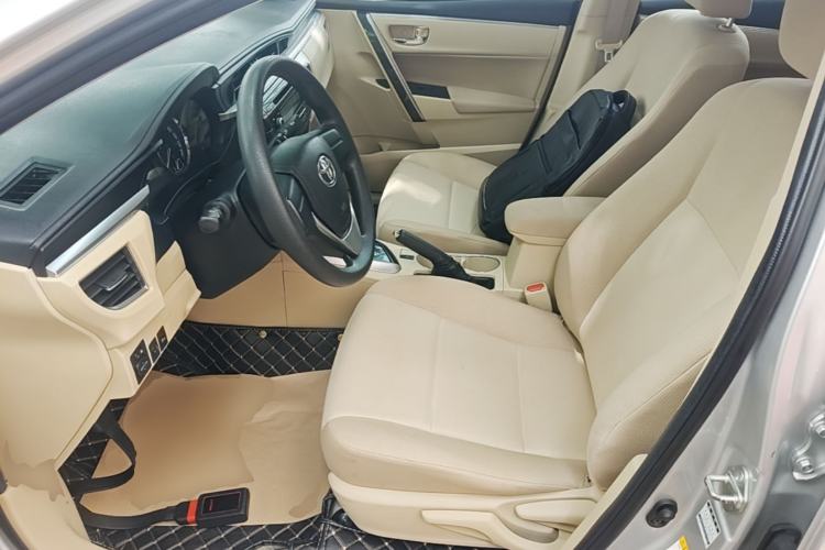 Used Toyota Corolla 2014 1.6L CVT GL-i Left Front Seat