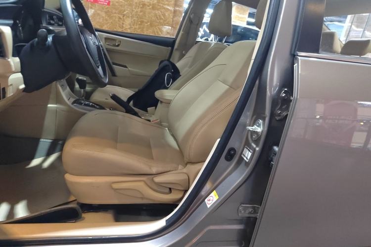 Used Toyota Corolla 2014 1.6L CVT GLX-i Left Front Seat