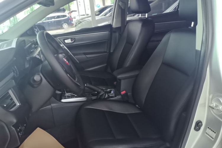 Used Toyota Corolla 2014 1.6L CVT GL-i Left Front Seat