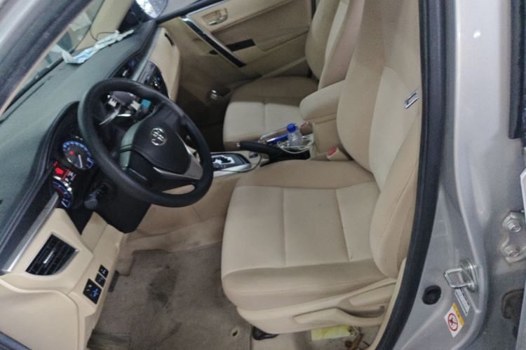 Used Toyota Corolla 2014 1.6L CVT GL-i Left Front Seat