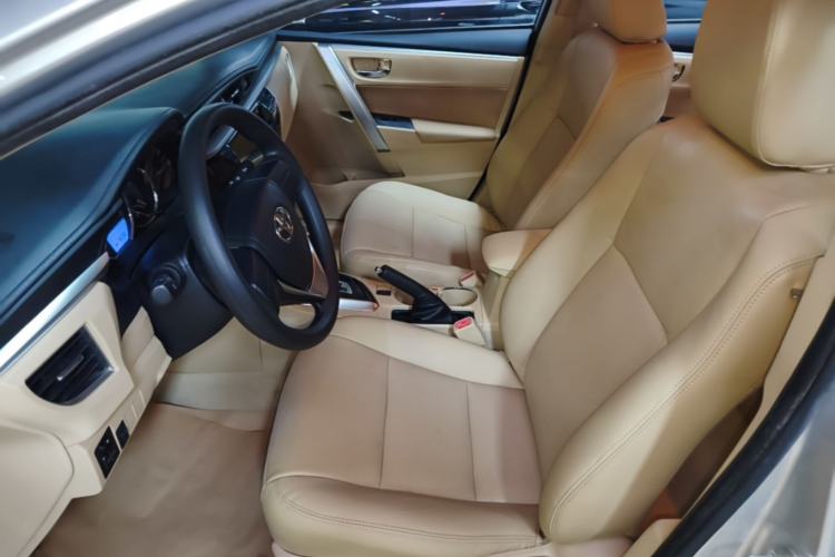 Used Toyota Corolla 2014 1.6L CVT GL Left Front Seat