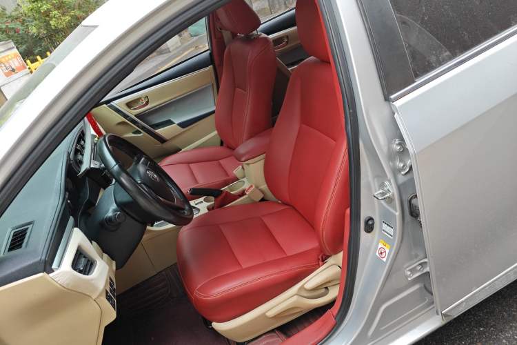 Used Toyota Corolla 2014 1.6L CVT GL-i Left Front Seat