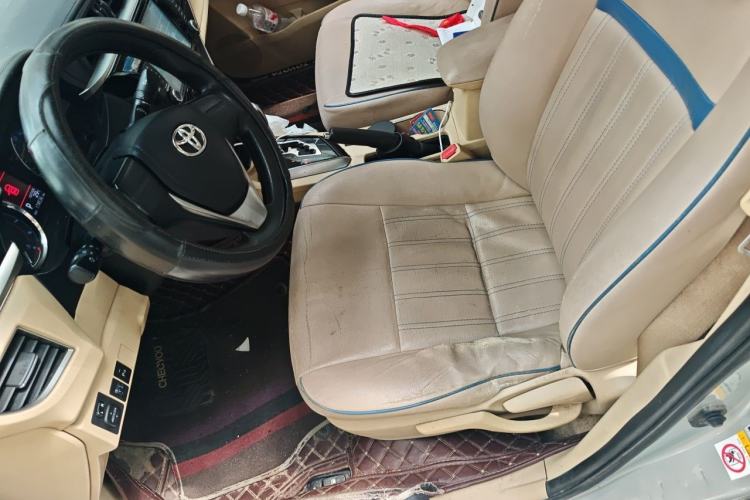 Used Toyota Corolla 2014 1.6L CVT GL-i Left Front Seat