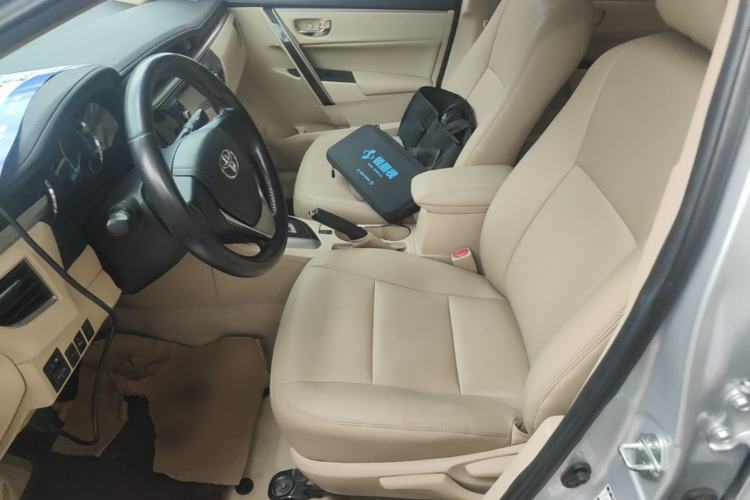 Used Toyota Corolla 2014 1.6L CVT GL-i Left Front Seat