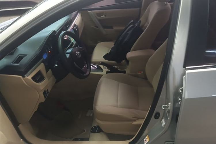 Used Toyota Corolla 2014 1.6L CVT GL Left Front Seat