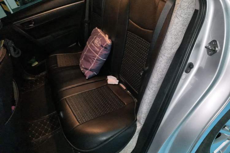 Used Toyota Corolla 2014 1.6L CVT GL-i Left Rear Seat