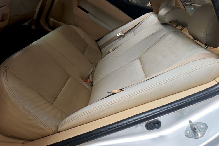 Used Toyota Corolla 2014 1.6L CVT GL Left Rear Seat