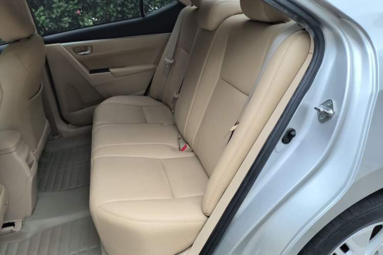 Used Toyota Corolla 2014 1.6L CVT GL Left Rear Seat