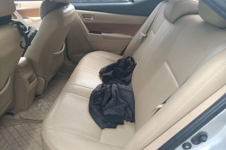 Used Toyota Corolla 2014 1.6L CVT GL Left Rear Seat
