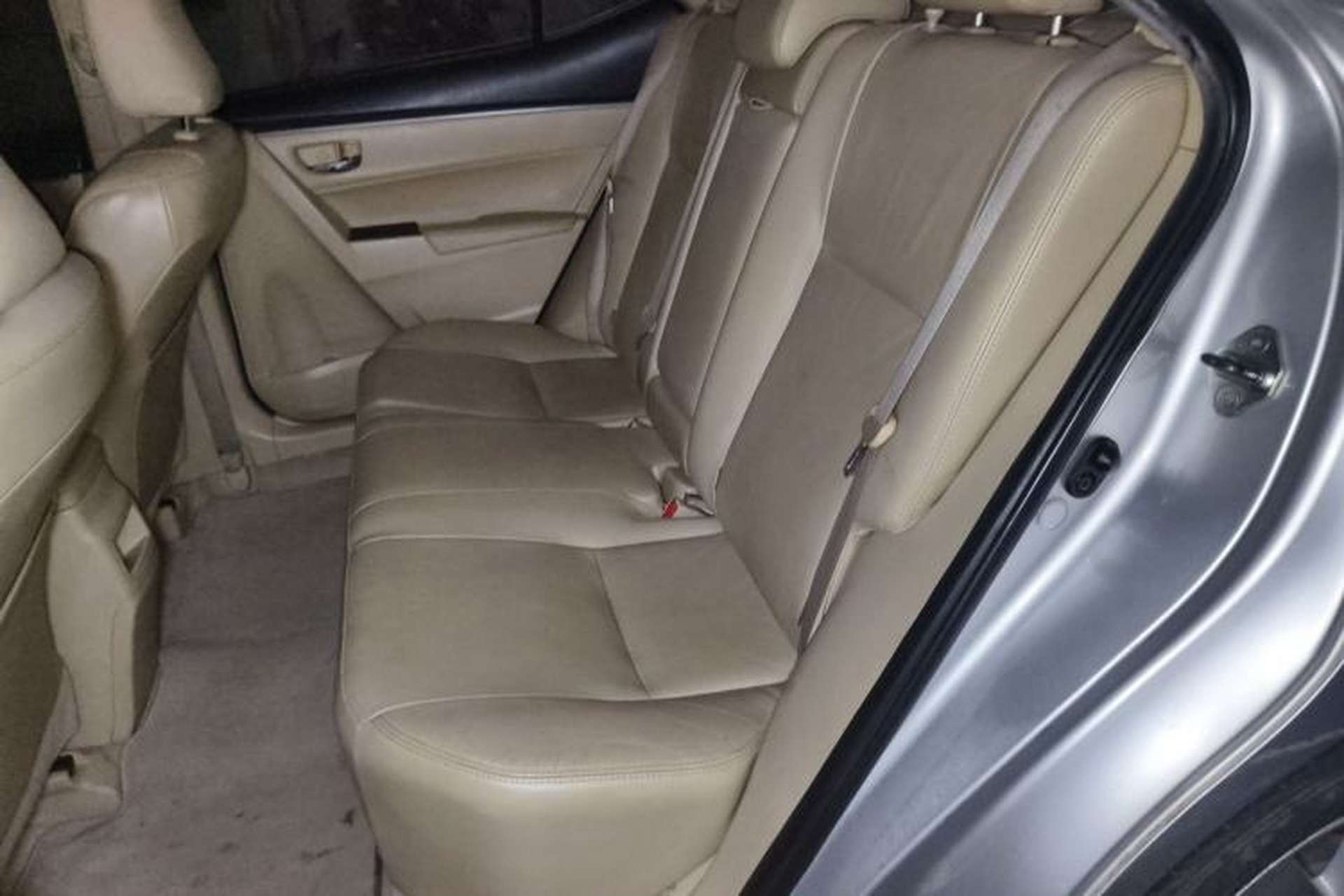 Used Toyota Corolla 2014 1.8L CVT Top-of-the-Line Version Left Rear Seat