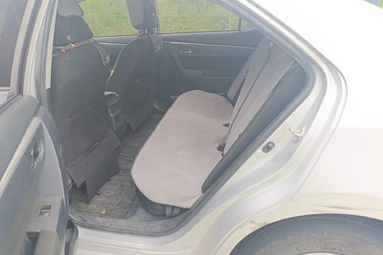 Used Toyota Corolla 2014 1.6L CVT GL Left Rear Seat