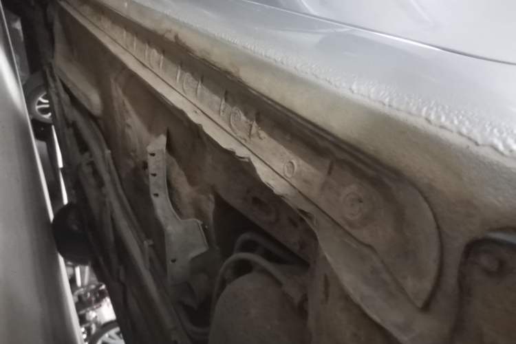 Used Toyota Corolla 2014 1.6L CVT GL Left Side Sill
