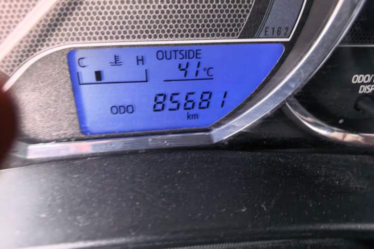 Used Toyota Corolla 2014 1.6L Manual GL Odometer Close Up