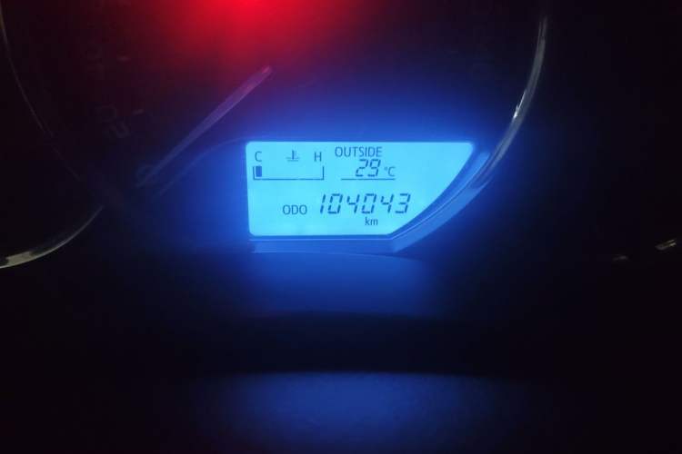 Used Toyota Corolla 2014 1.6L Manual GL Odometer Close Up