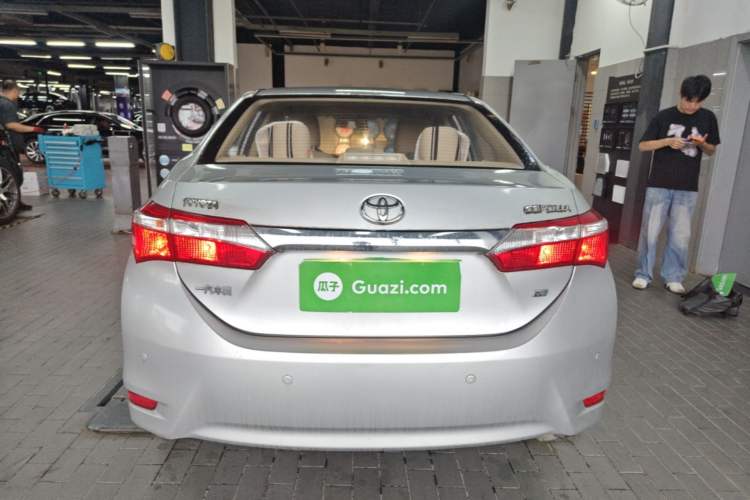 Used Toyota Corolla 2014 1.6L CVT GL-i Rear