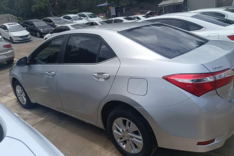 Used Toyota Corolla 2014 1.6L CVT GL Rear Left 45 Deg