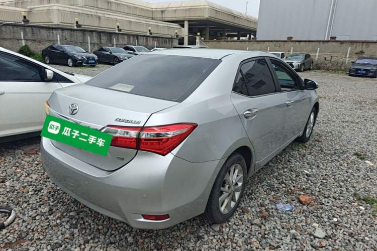 Used Toyota Corolla 2014 1.6L CVT GL-i Leather Edition Rear Right 45 Deg